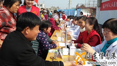 臨沂市人民醫(yī)院義診現(xiàn)場(chǎng)_副本.jpg