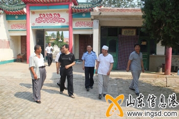 陵縣公安宗教調(diào)研助民族團結(jié) (1)_副本.jpg