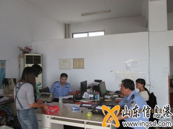 陵縣公安局深入快遞物流公司開展安全檢查_副本.jpg